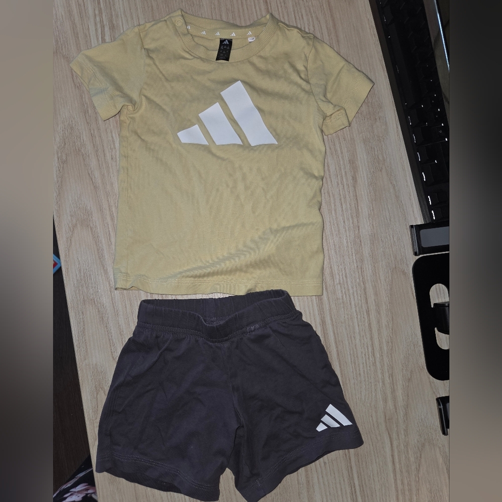 Set Adidas Mustard Tee and Charcoal Shorts Set
